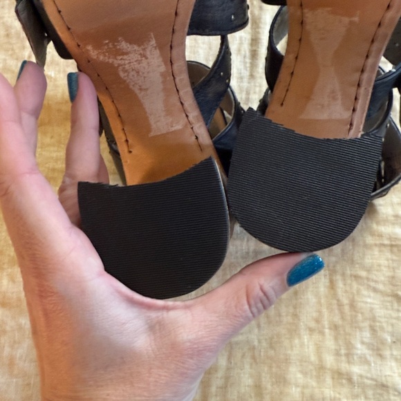 Freebird Tanica heels new and unworn - Picture 9 of 16